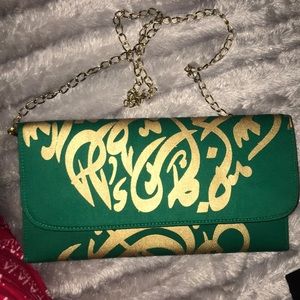 Arabic envelope clutch